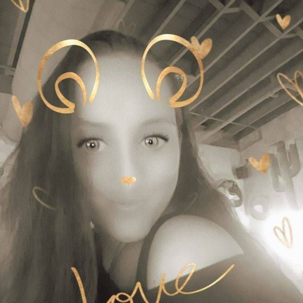 Meet your Posher, Tina